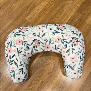 Boppy Nursing Pillow - Floral Pattern